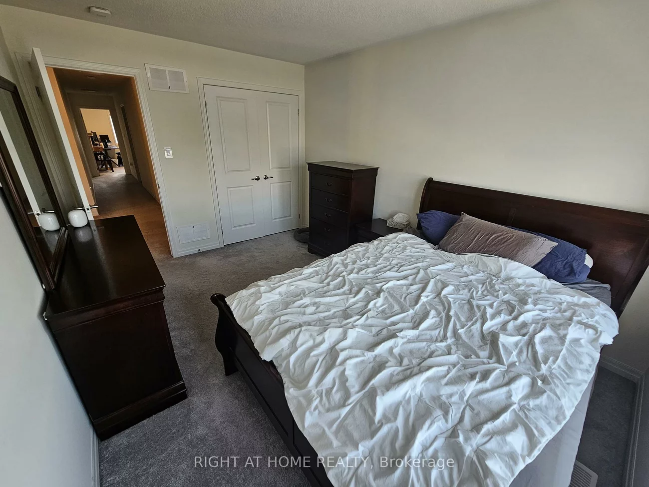 3451, Vernon Powell, 1008 - GO Glenorchy, Oakville