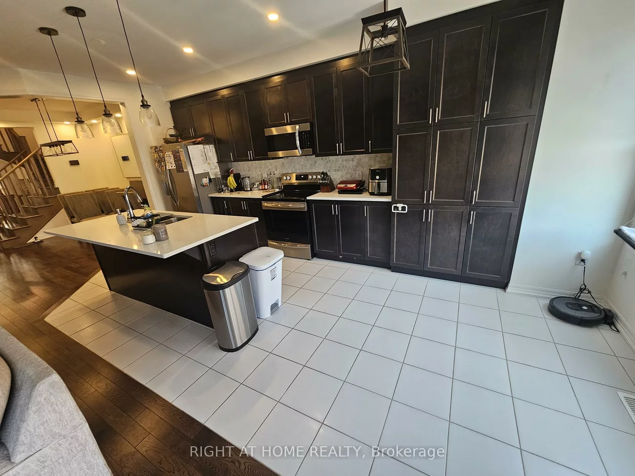 3451, Vernon Powell, 1008 - GO Glenorchy, Oakville