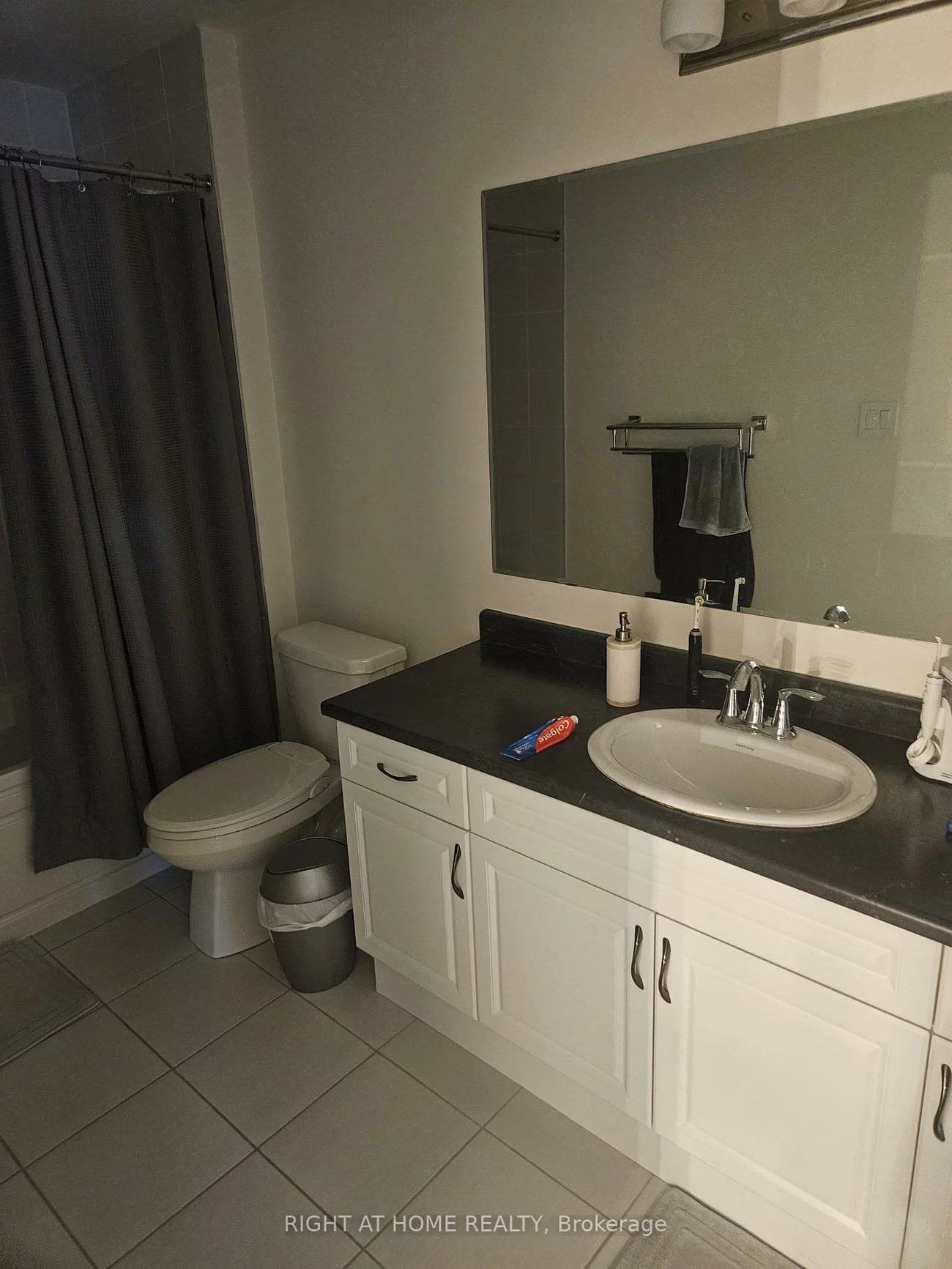 3451, Vernon Powell, 1008 - GO Glenorchy, Oakville