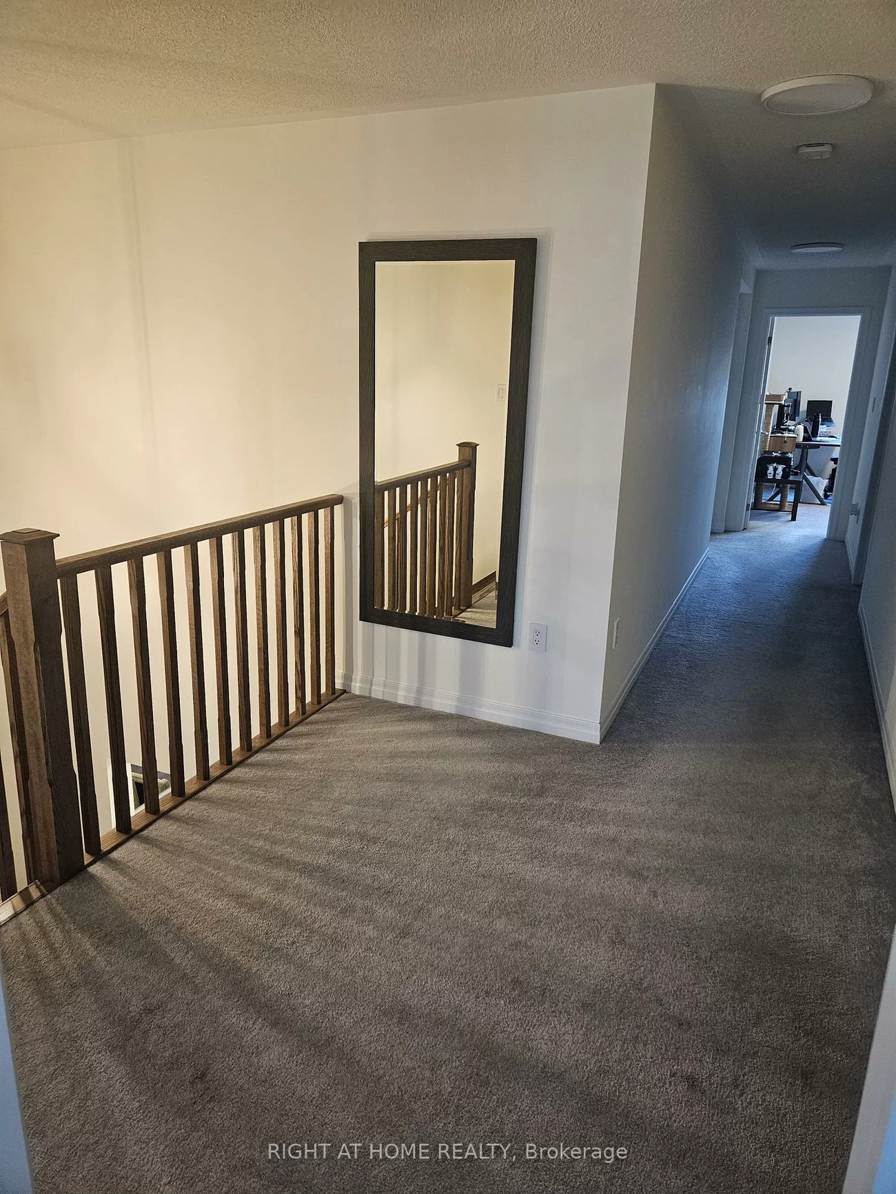 3451, Vernon Powell, 1008 - GO Glenorchy, Oakville