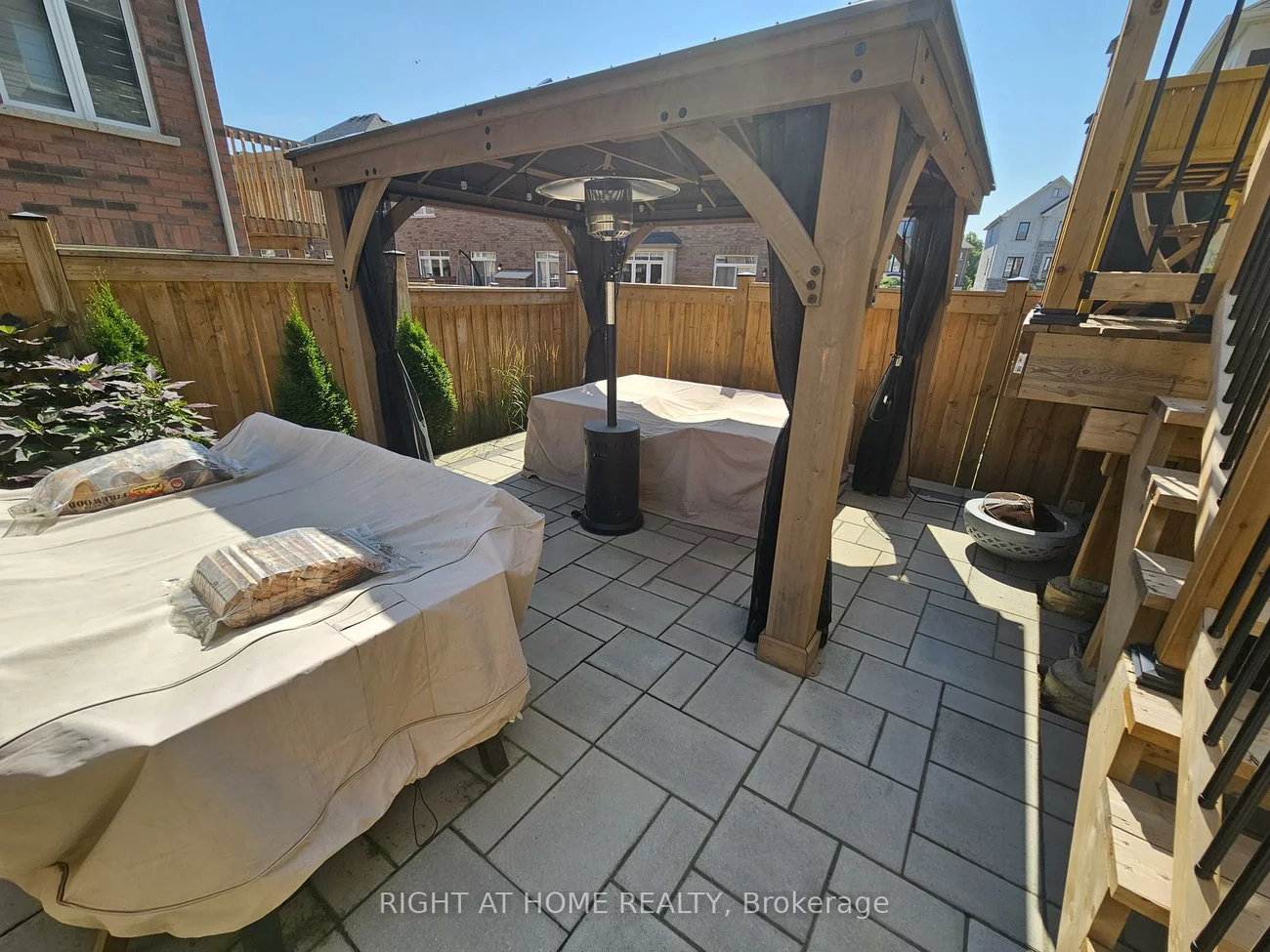 3451, Vernon Powell, 1008 - GO Glenorchy, Oakville