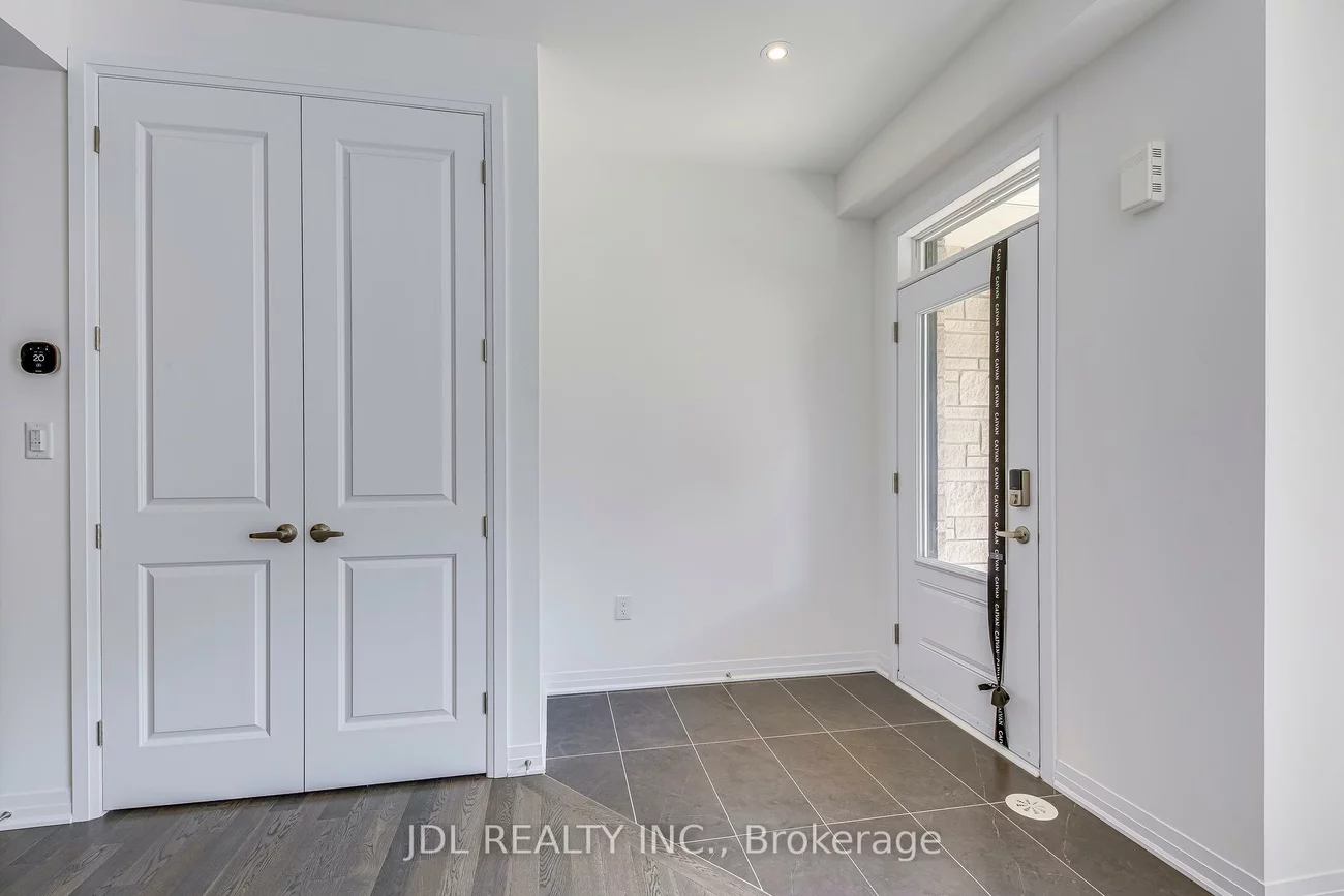 3259, Crystal, 1008 - GO Glenorchy, Oakville