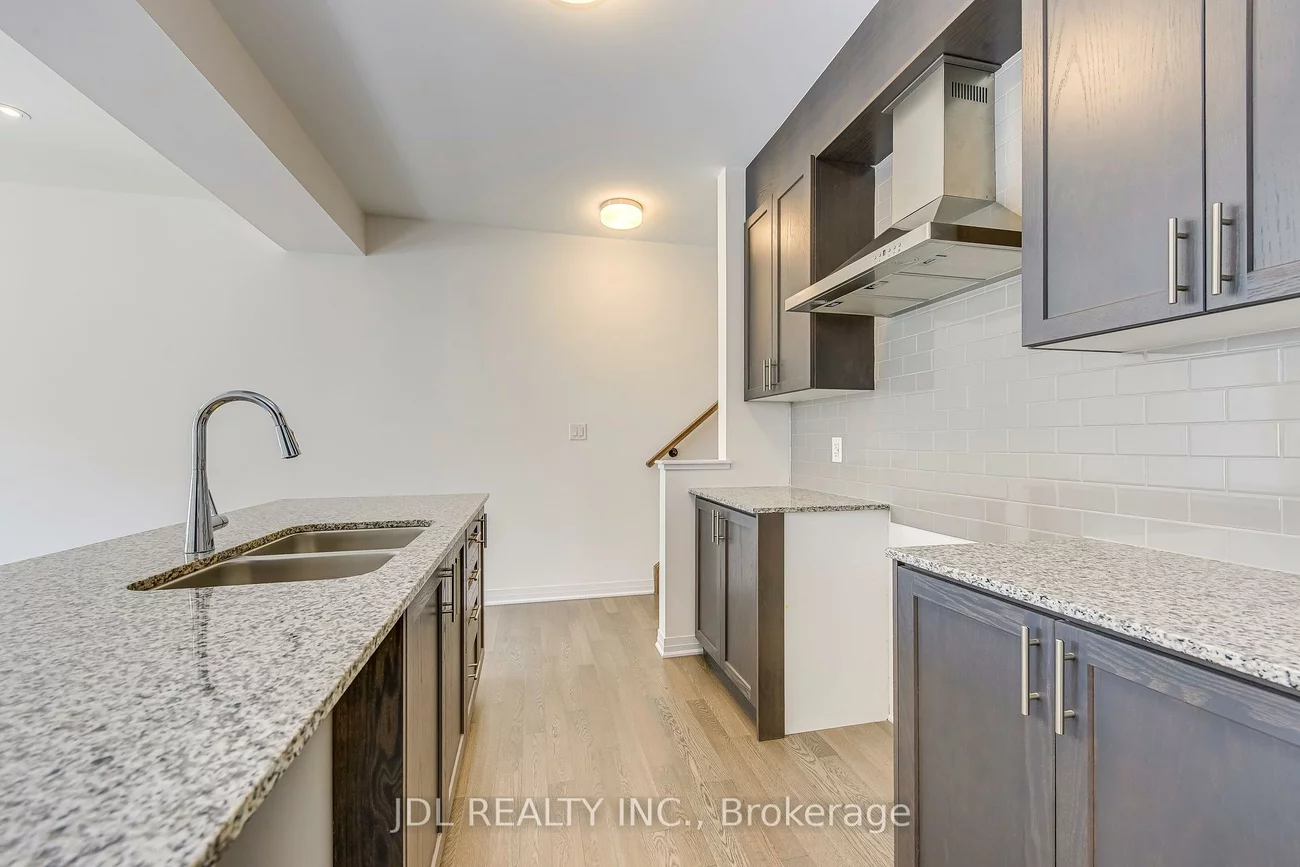 3259, Crystal, 1008 - GO Glenorchy, Oakville