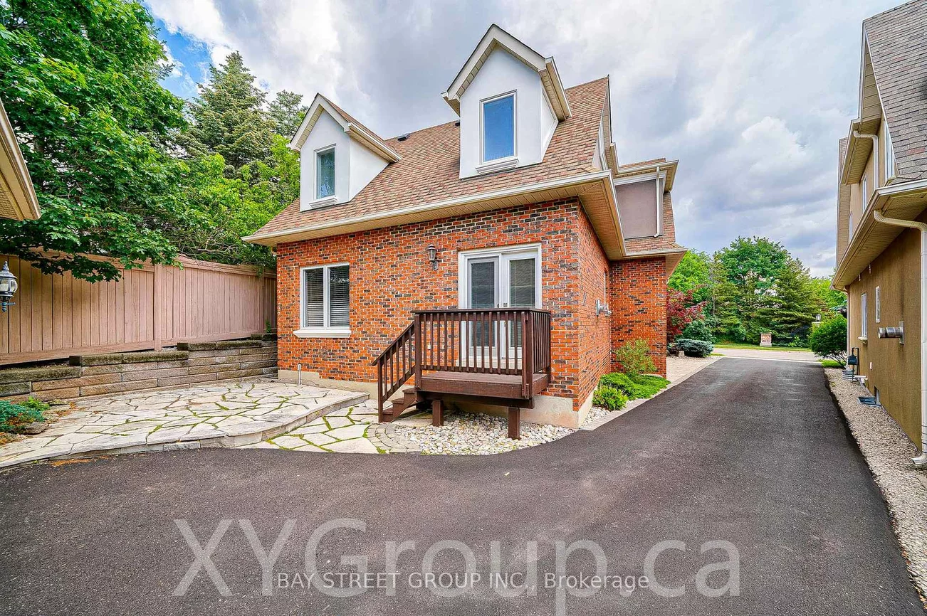 2273, Woodfield, 1015 - RO River Oaks, Oakville