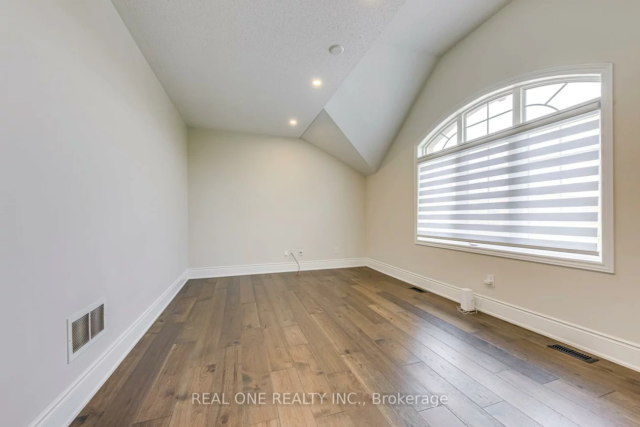 2240, Pine Glen, 1019 - WM Westmount, Oakville