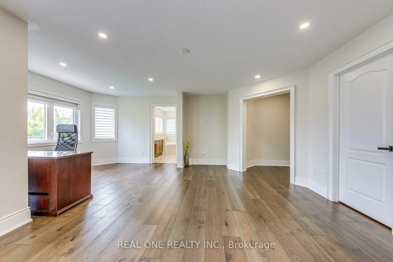 2240, Pine Glen, 1019 - WM Westmount, Oakville