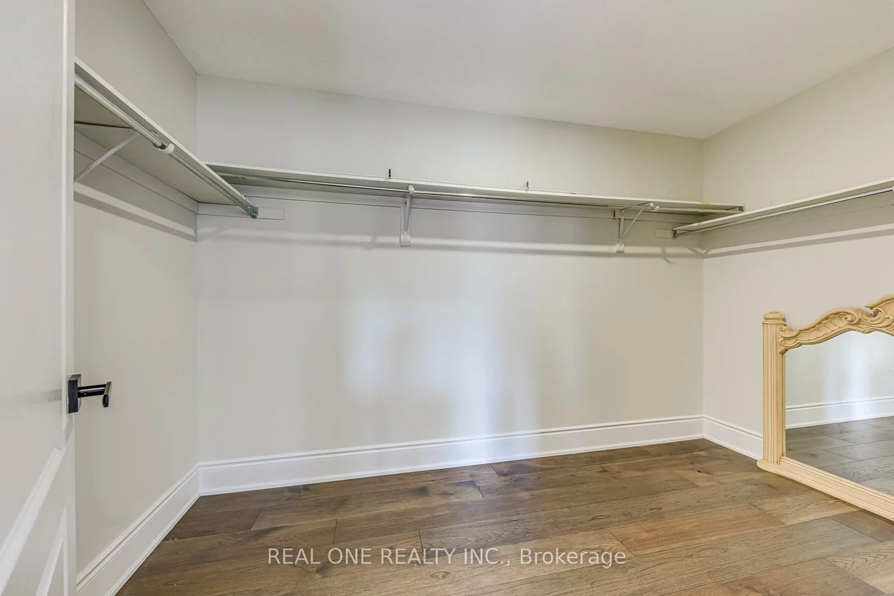2240, Pine Glen, 1019 - WM Westmount, Oakville