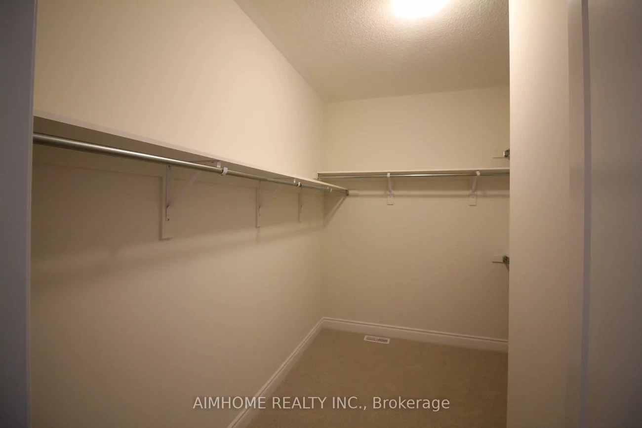 3453, Mosley, 1008 - GO Glenorchy, Oakville