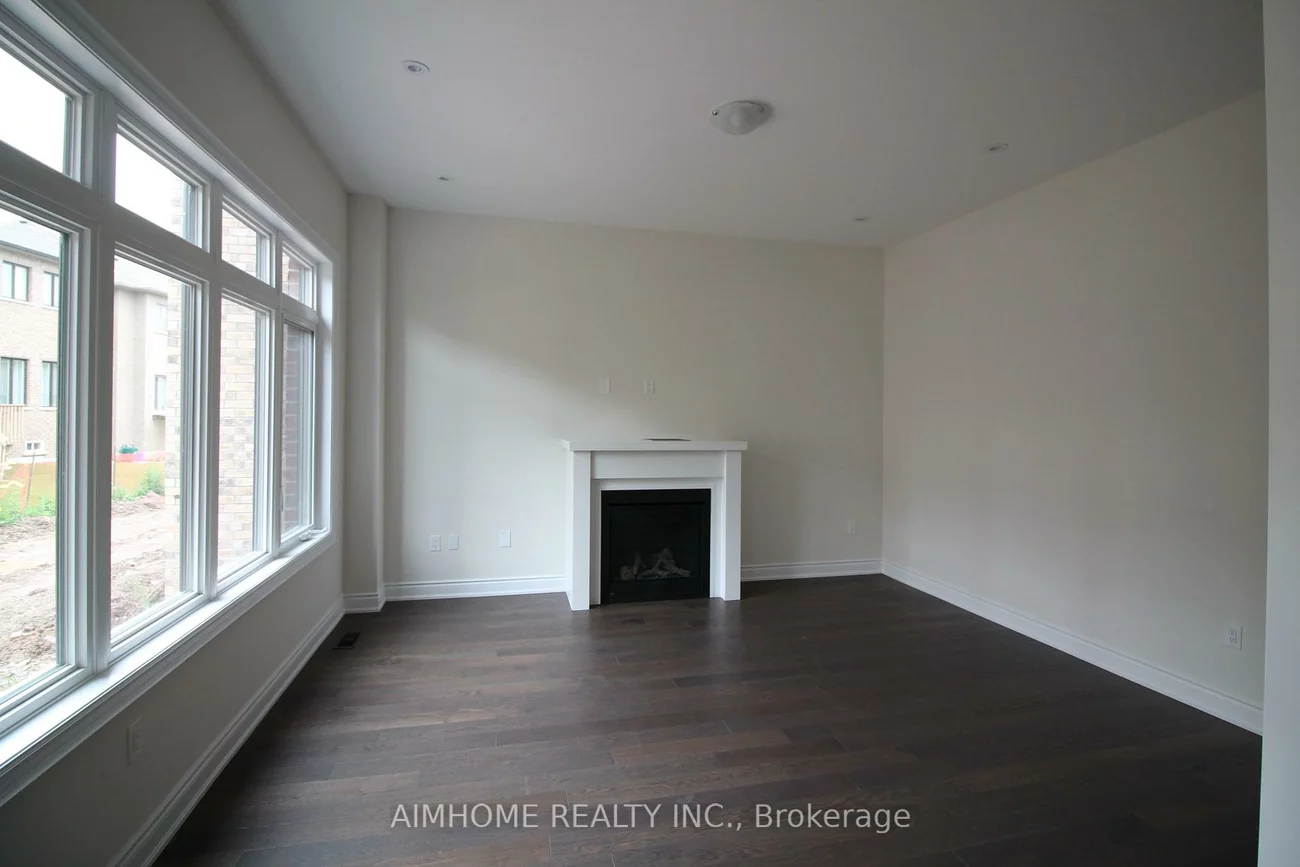 3453, Mosley, 1008 - GO Glenorchy, Oakville