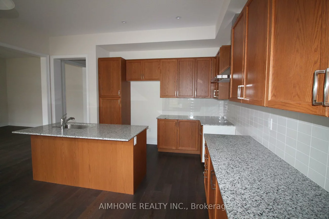 3453, Mosley, 1008 - GO Glenorchy, Oakville