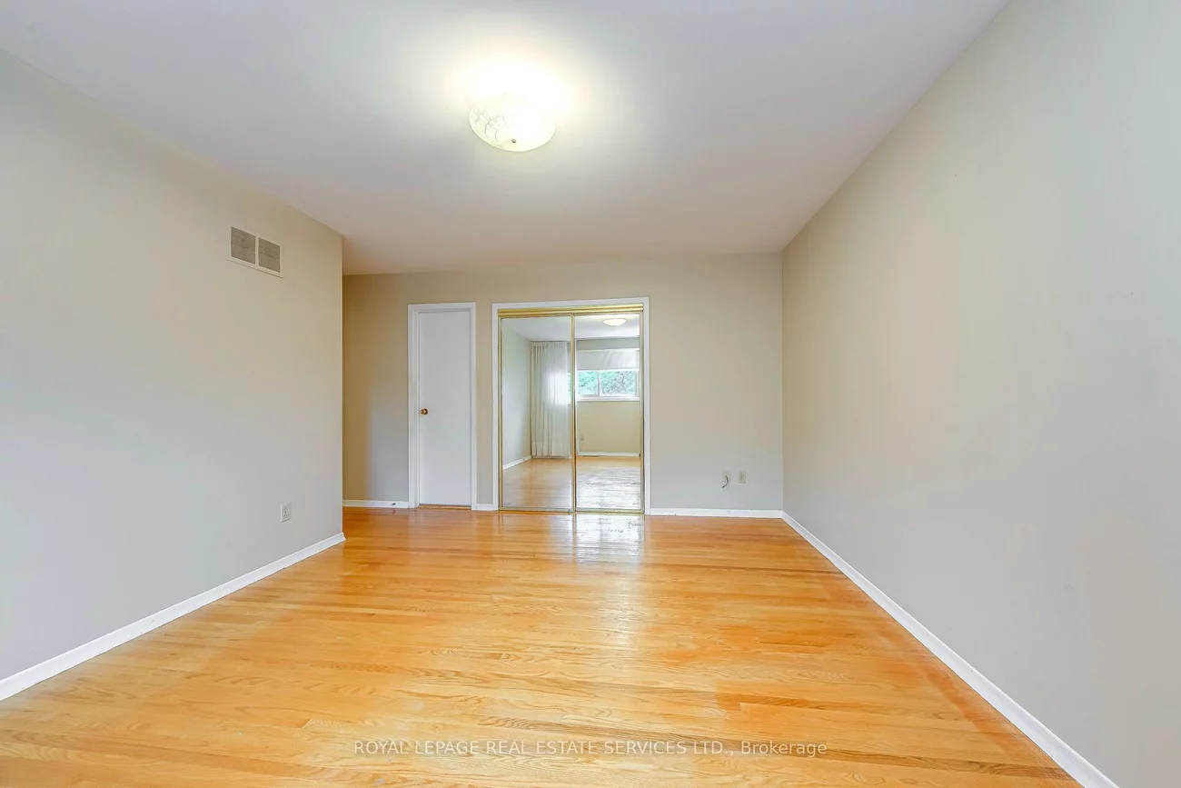 2101, Salmon, 1001 - BR Bronte, Oakville
