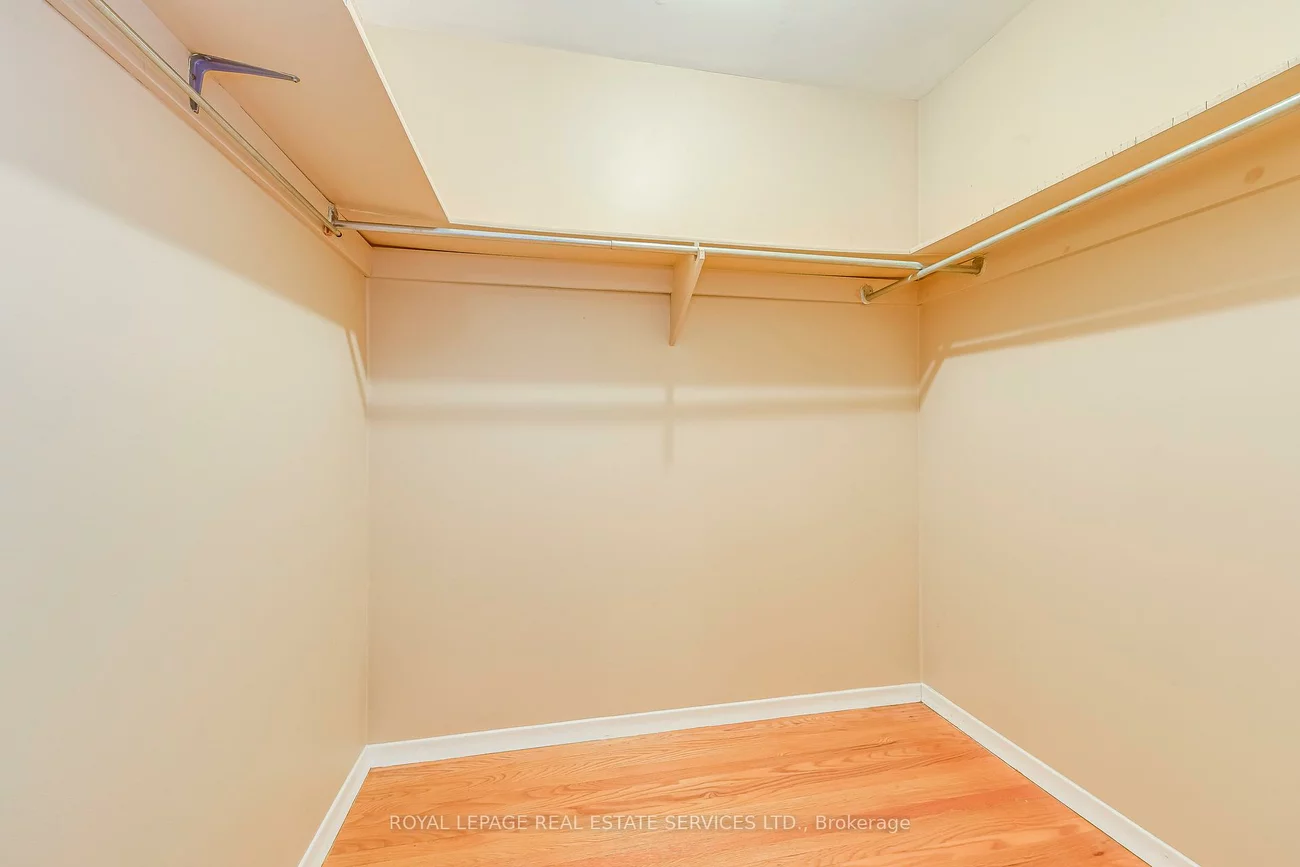 2101, Salmon, 1001 - BR Bronte, Oakville