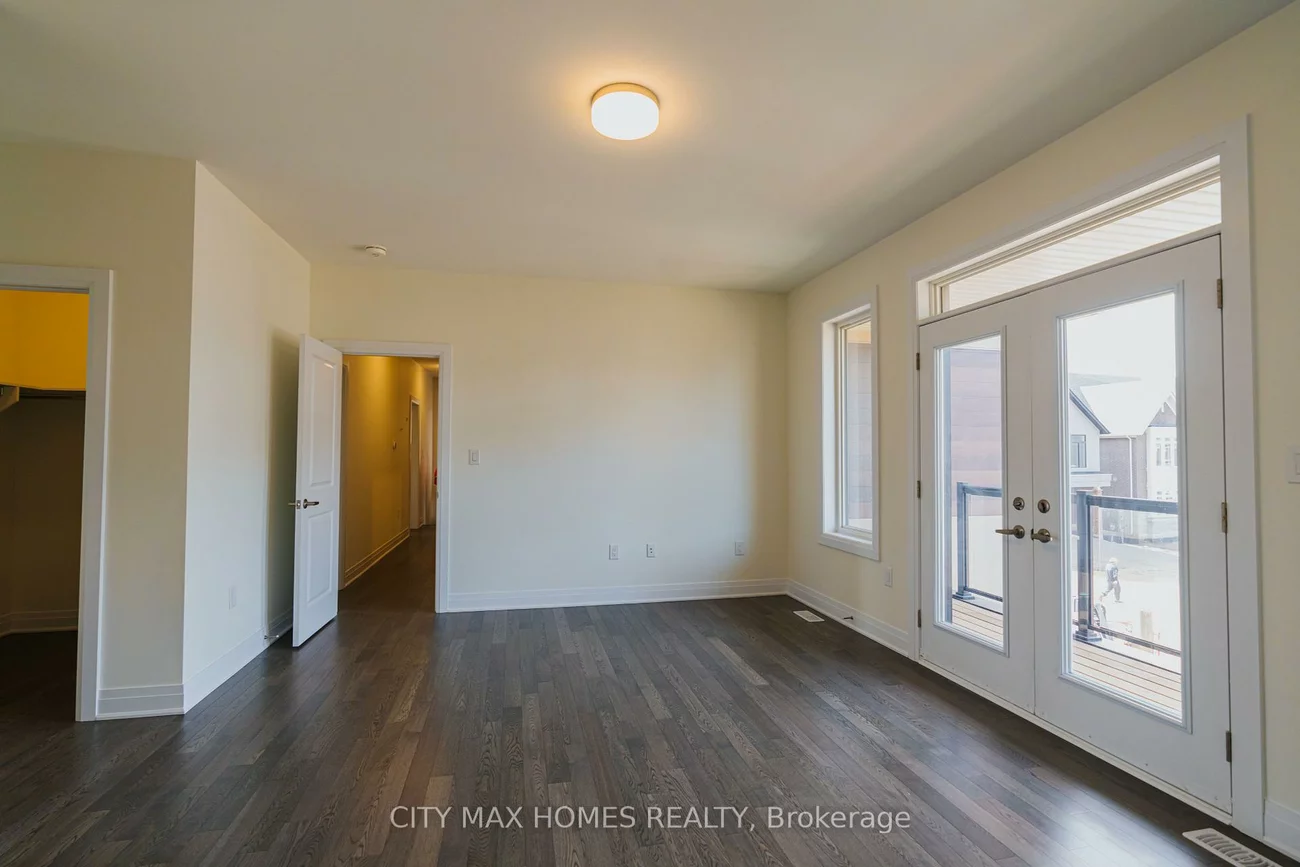 3240, Mariner Passage, 1008 - GO Glenorchy, Oakville