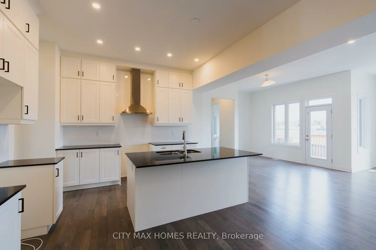 3240, Mariner Passage, 1008 - GO Glenorchy, Oakville