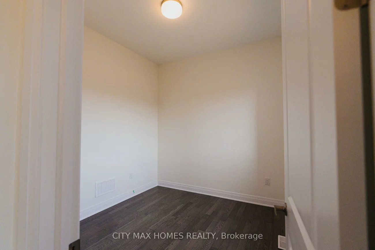 3240, Mariner Passage, 1008 - GO Glenorchy, Oakville
