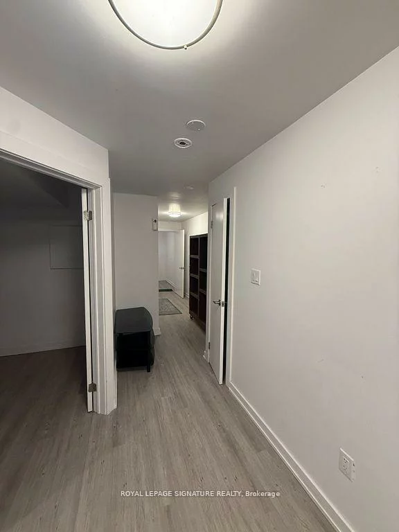38, Burnhamthorpe, 1008 - GO Glenorchy, Oakville