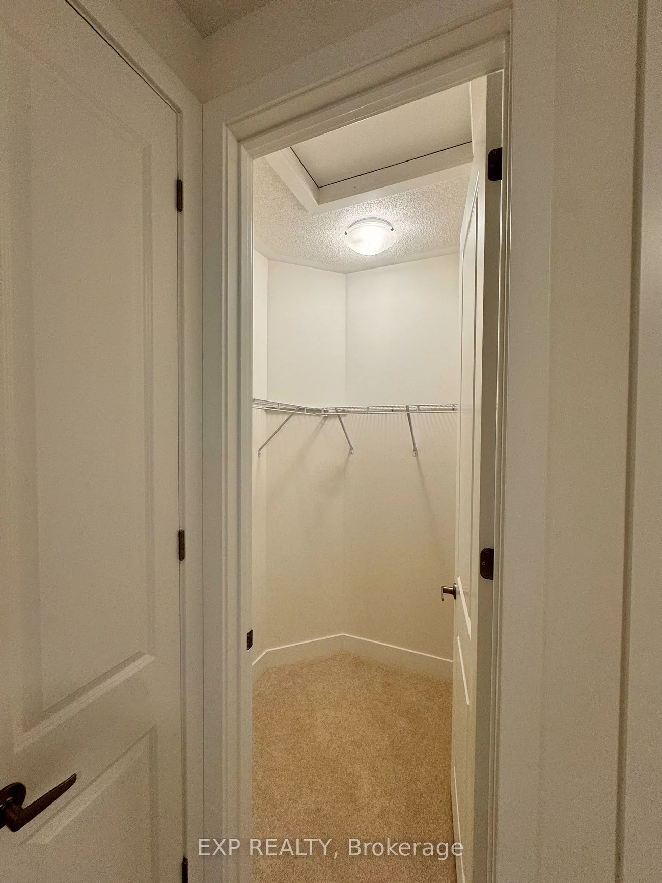1297, Dempster, 1010 - JM Joshua Meadows, Oakville