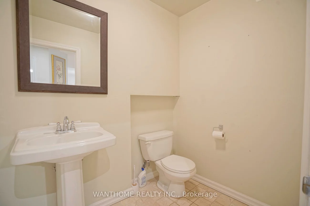 2381, Wasaga, Iroquois Ridge North, Oakville