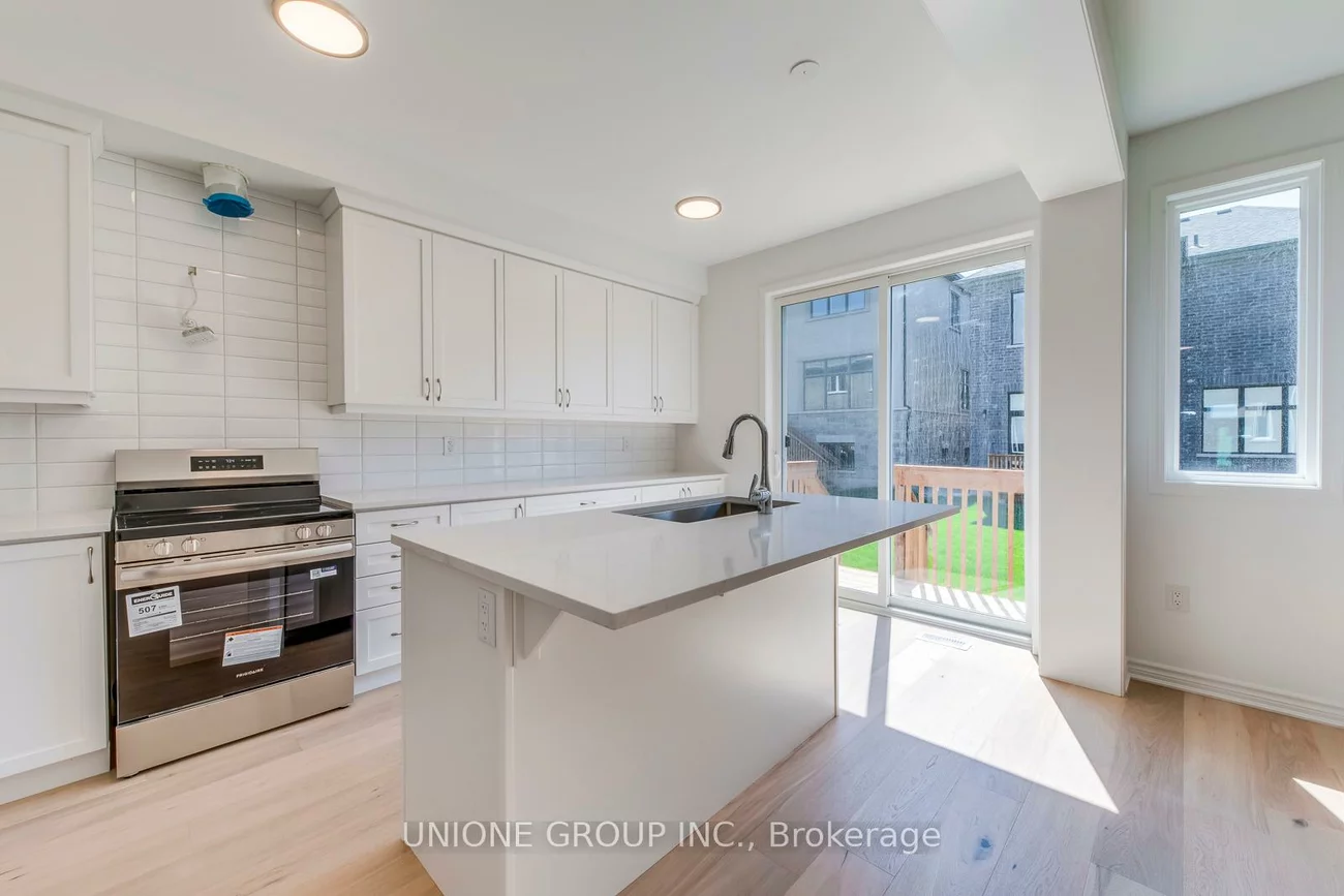 3120, John McKay, 1010 - JM Joshua Meadows, Oakville