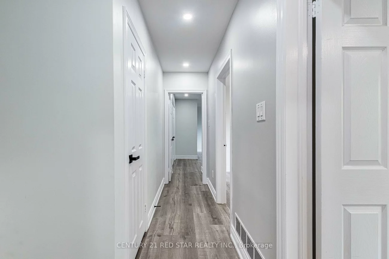 1448, Willowdown, 1017 - SW Southwest, Oakville