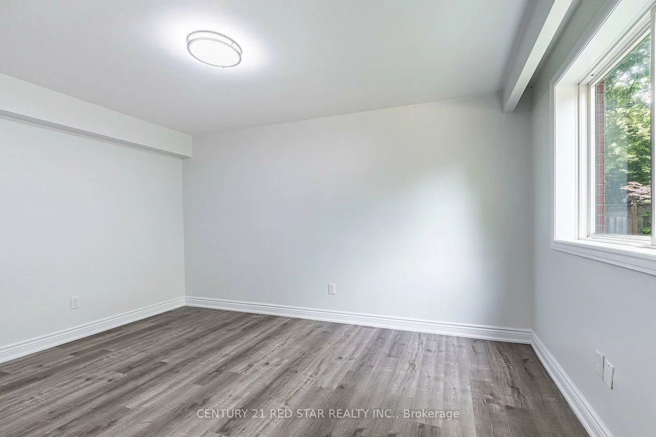 1448, Willowdown, 1017 - SW Southwest, Oakville