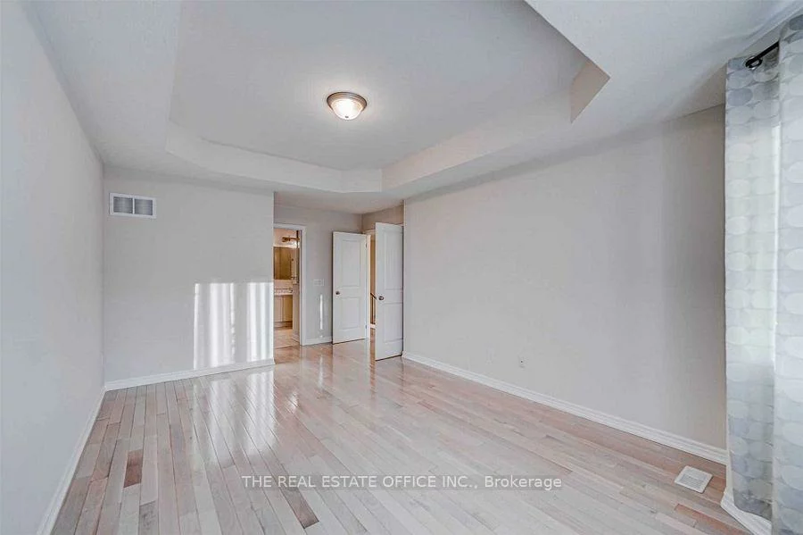 3286, Robert Brown, 1008 - GO Glenorchy, Oakville