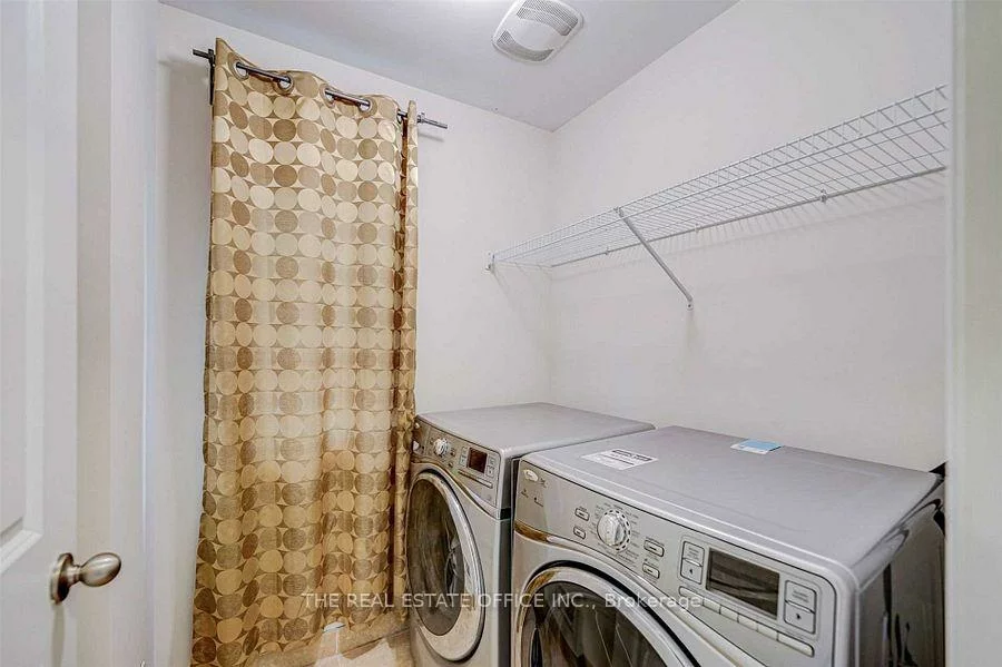 3286, Robert Brown, 1008 - GO Glenorchy, Oakville