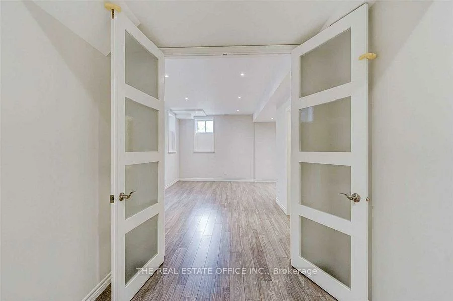 3286, Robert Brown, 1008 - GO Glenorchy, Oakville