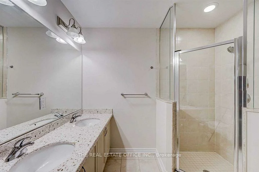 3286, Robert Brown, 1008 - GO Glenorchy, Oakville