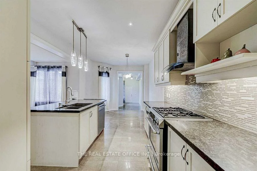 3286, Robert Brown, 1008 - GO Glenorchy, Oakville