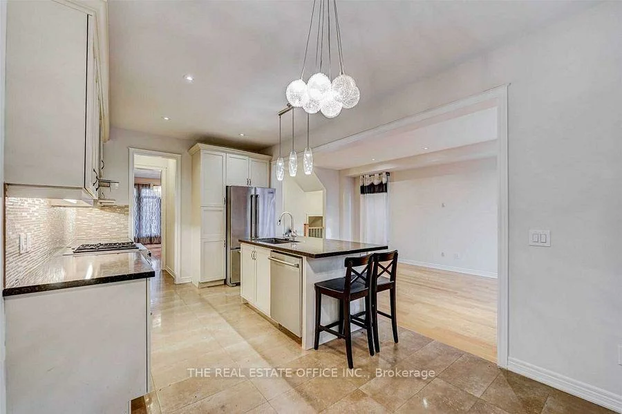 3286, Robert Brown, 1008 - GO Glenorchy, Oakville