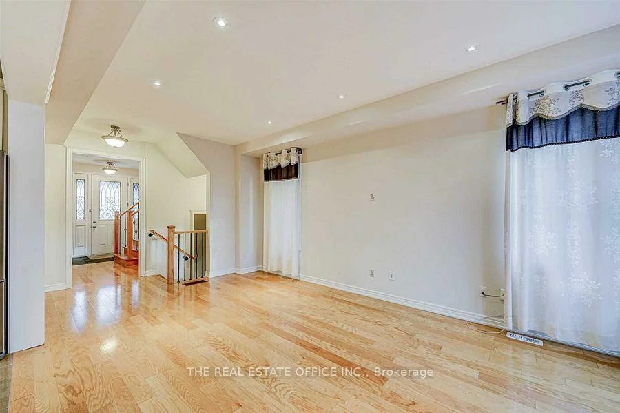 3286, Robert Brown, 1008 - GO Glenorchy, Oakville
