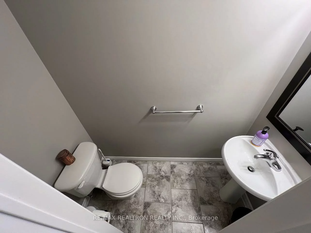 2543, Gill, 1015 - RO River Oaks, Oakville