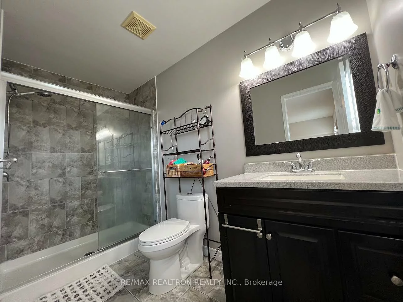 2543, Gill, 1015 - RO River Oaks, Oakville