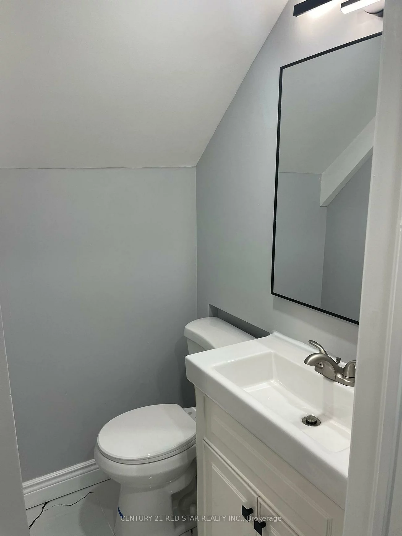 1448, Willowdown, 1017 - SW Southwest, Oakville