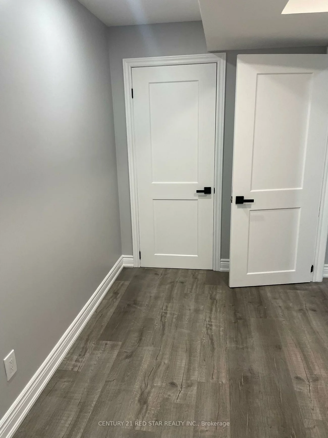 1448, Willowdown, 1017 - SW Southwest, Oakville