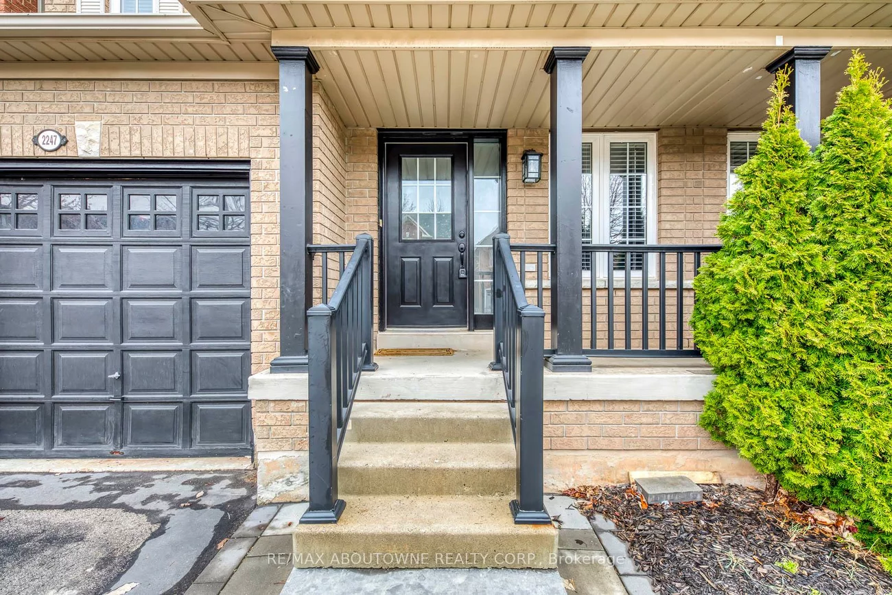 2247, Briargrove, 1019 - WM Westmount, Oakville