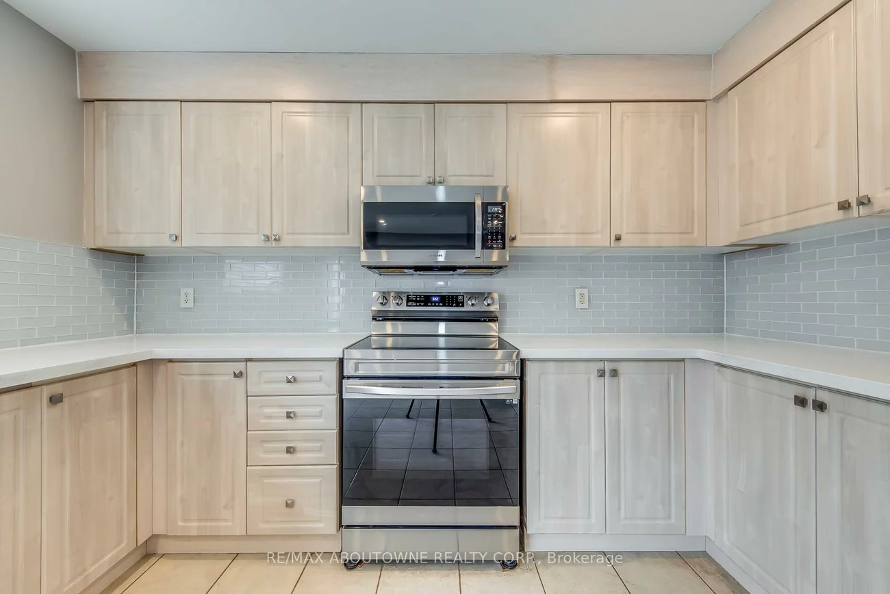 2247, Briargrove, 1019 - WM Westmount, Oakville
