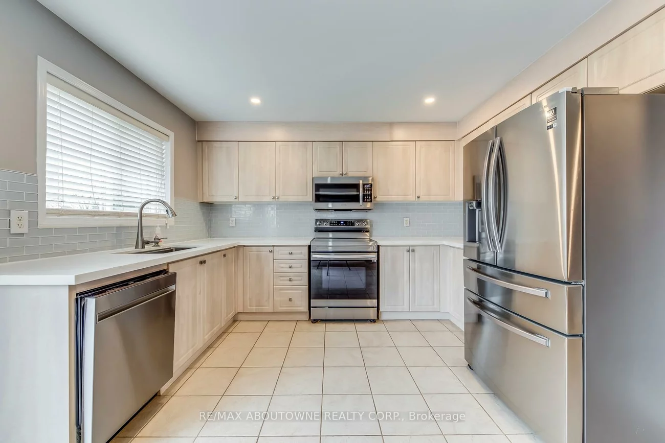 2247, Briargrove, 1019 - WM Westmount, Oakville