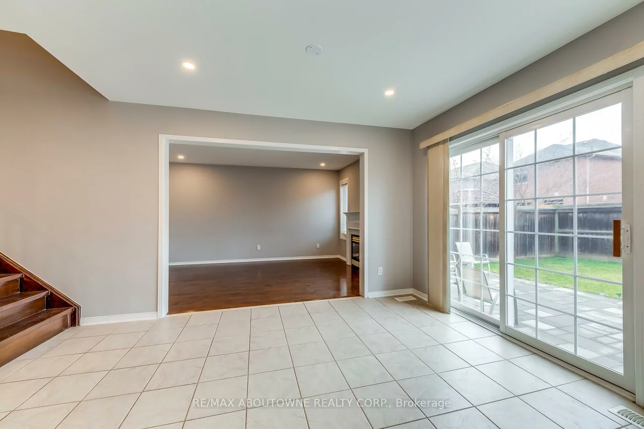 2247, Briargrove, 1019 - WM Westmount, Oakville
