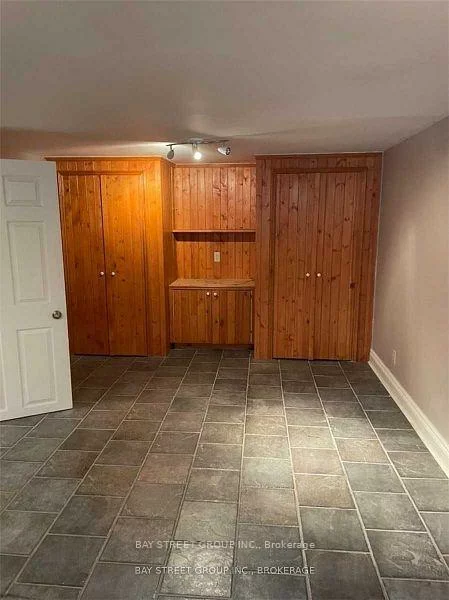 1523, Duncan, 1011 - MO Morrison, Oakville