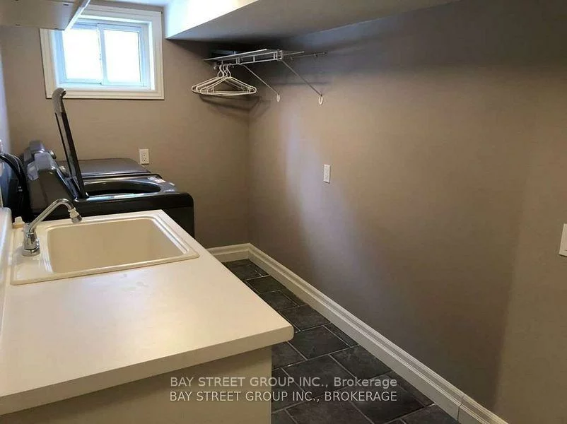 1523, Duncan, 1011 - MO Morrison, Oakville