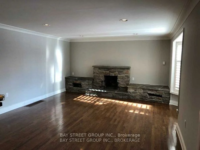 1523, Duncan, 1011 - MO Morrison, Oakville