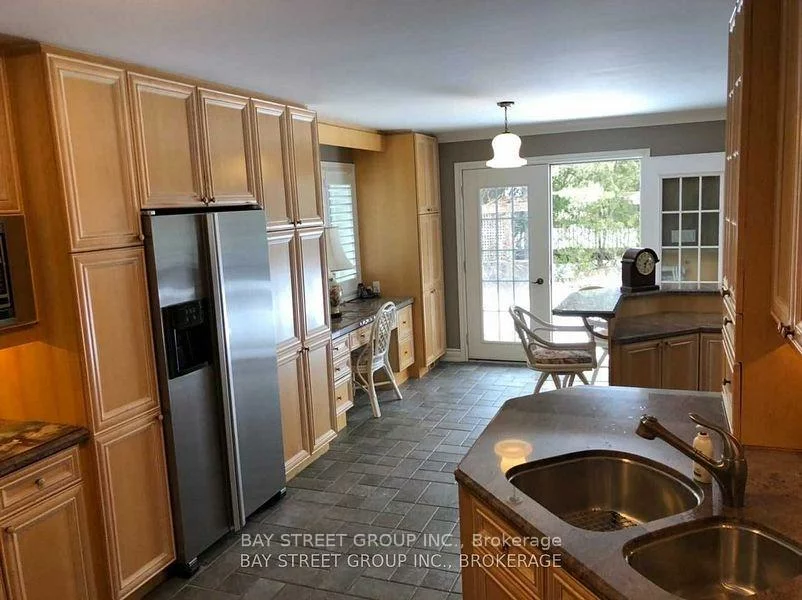 1523, Duncan, 1011 - MO Morrison, Oakville