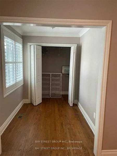 1523, Duncan, 1011 - MO Morrison, Oakville