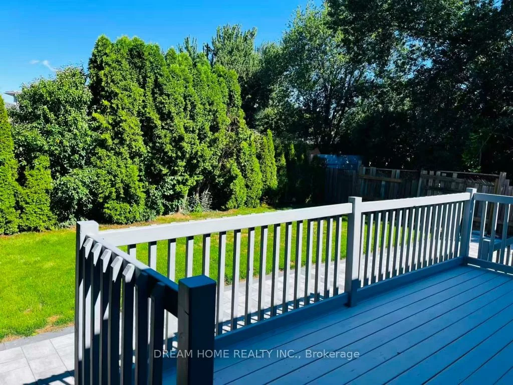 367, Yale, 1020 - WO West, Oakville