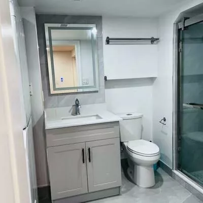 367, Yale, 1020 - WO West, Oakville