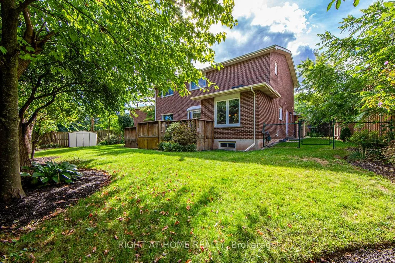 1020, Roxborough, 1007 - GA Glen Abbey, Oakville
