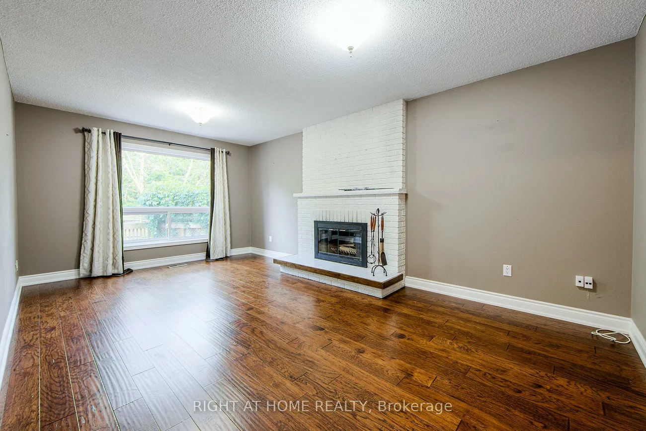1020, Roxborough, 1007 - GA Glen Abbey, Oakville
