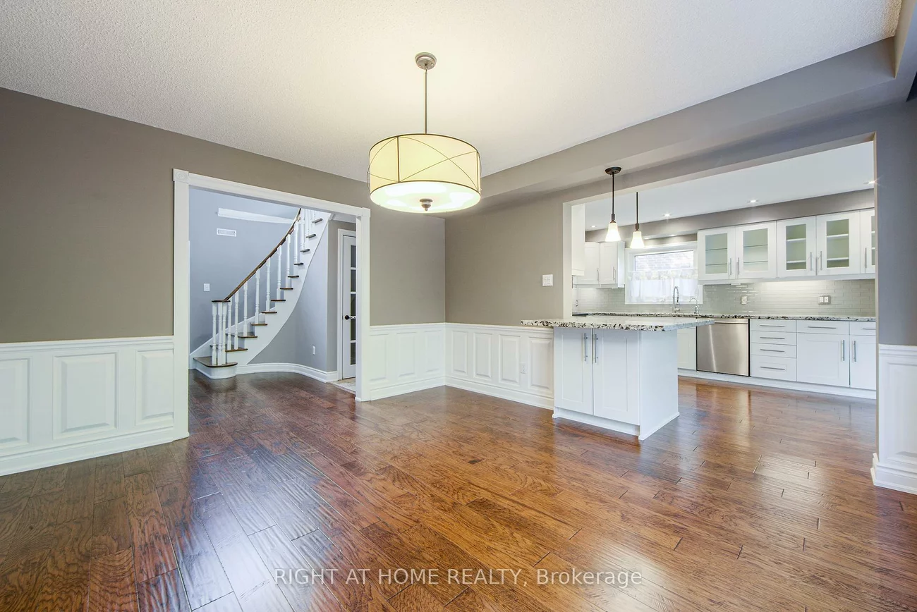 1020, Roxborough, 1007 - GA Glen Abbey, Oakville